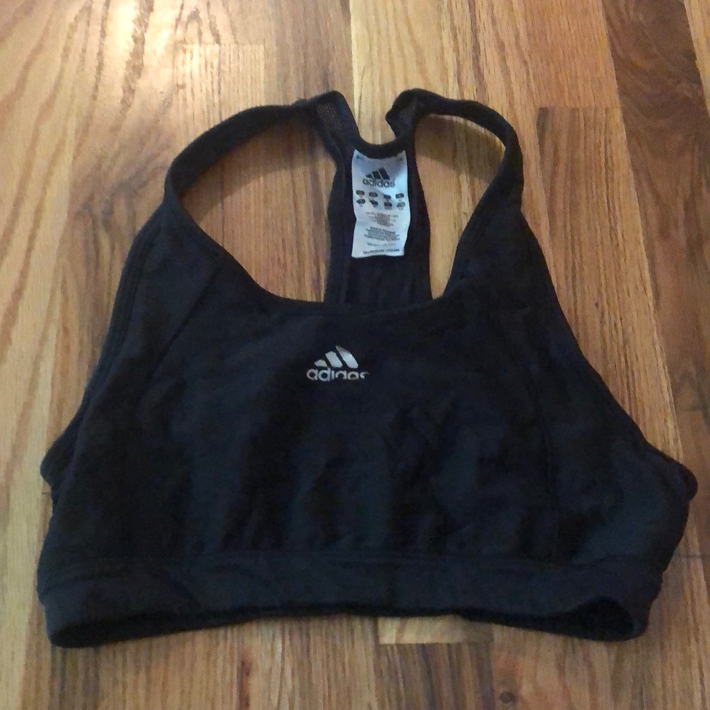Sports bra